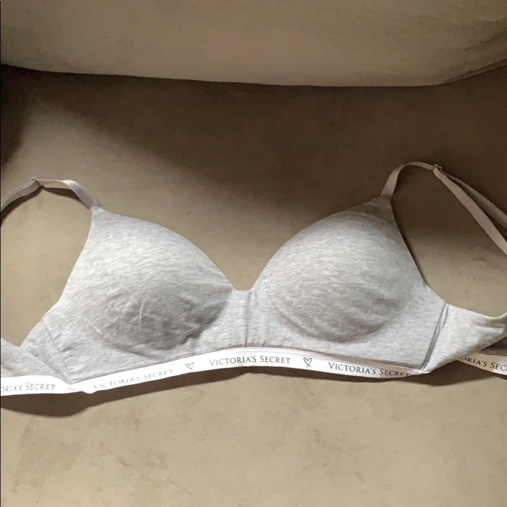 VICTORIA'S SECRET BRA